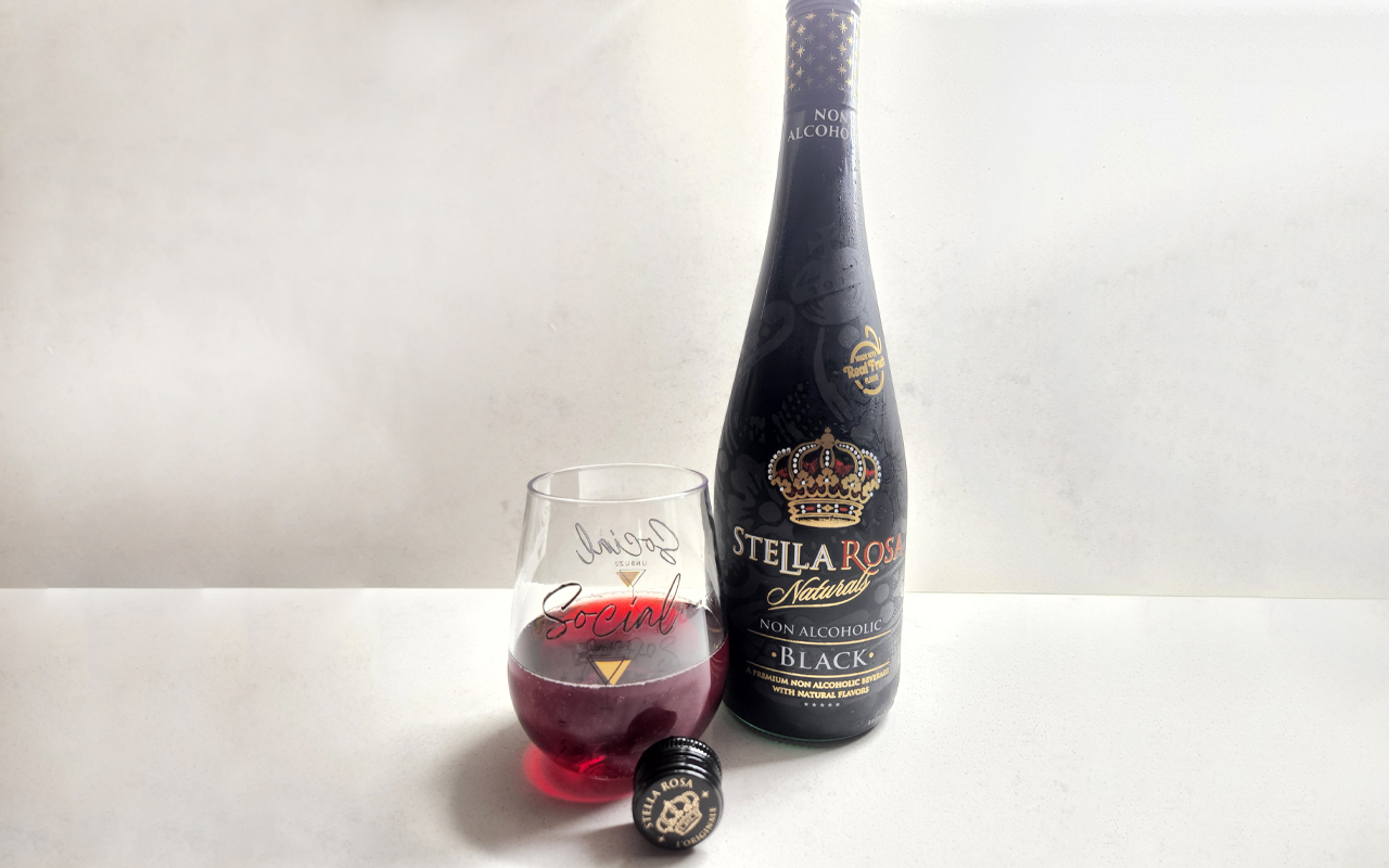 Stella Rosa Non Alcoholic Black [Review] 